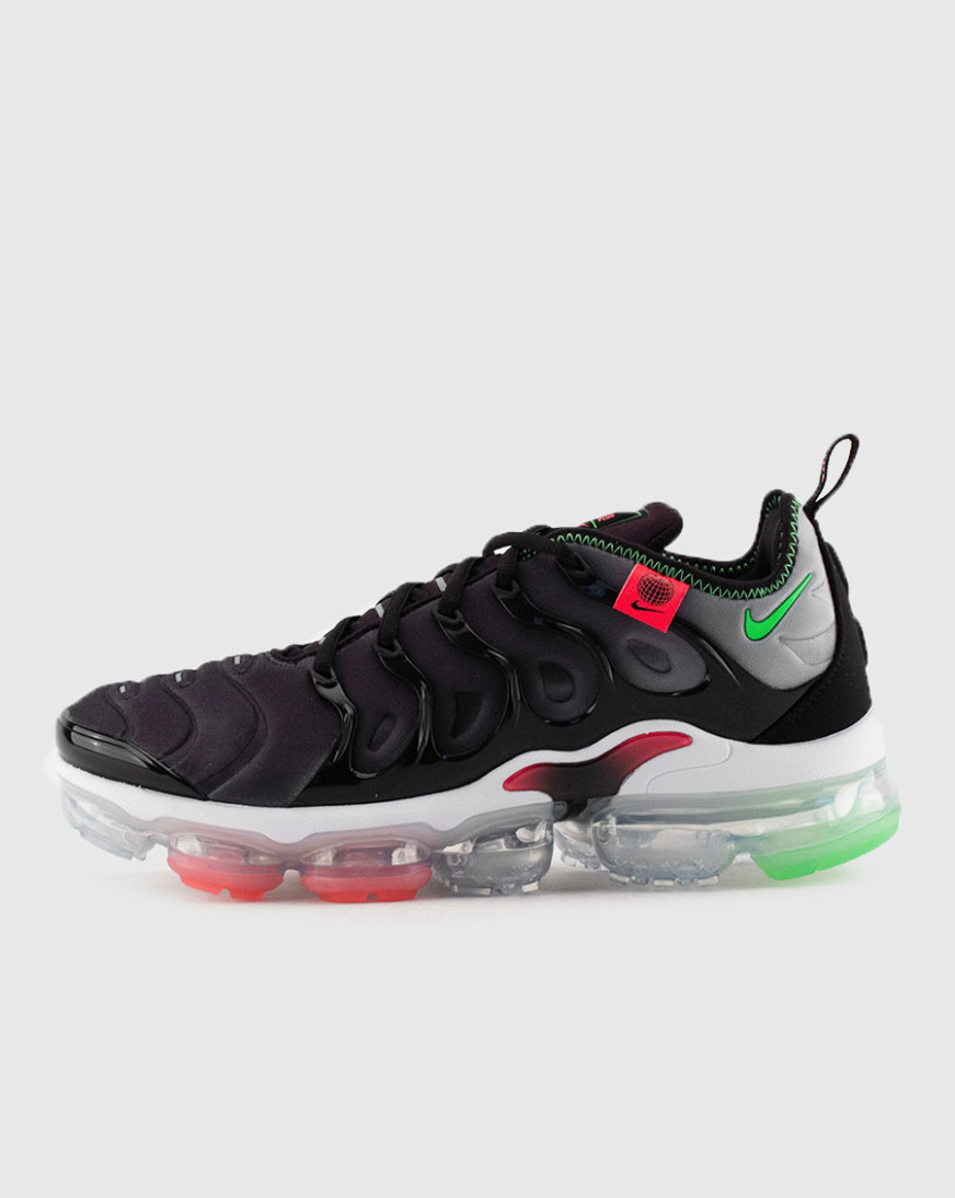 snipes nike air vapormax plus