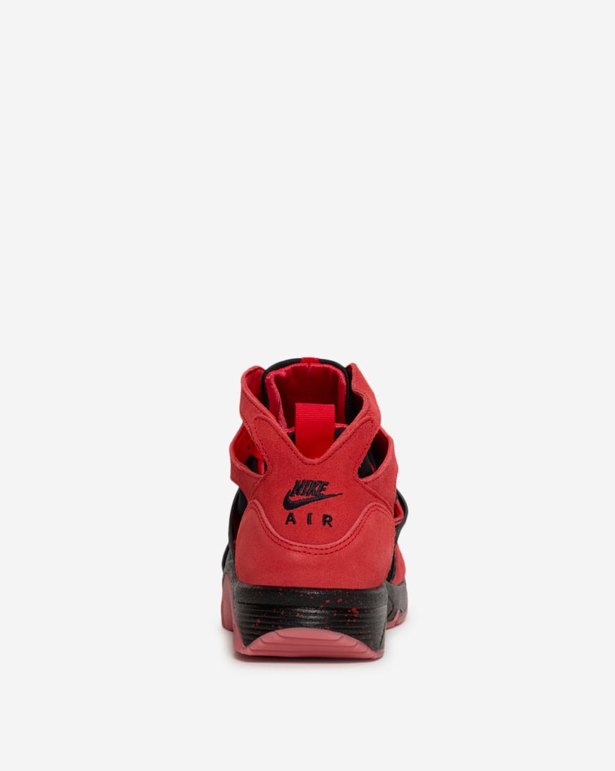 Shop Nike Air Trainer Huarache IQ0615-600 red | SNIPES USA