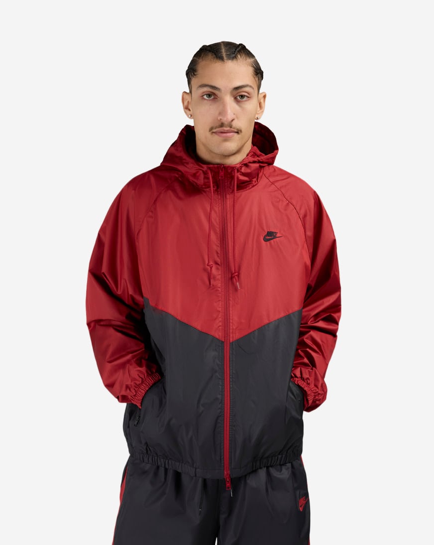 Shop Nike Windrunner Lined Jacket HV8369-613 red | SNIPES USA