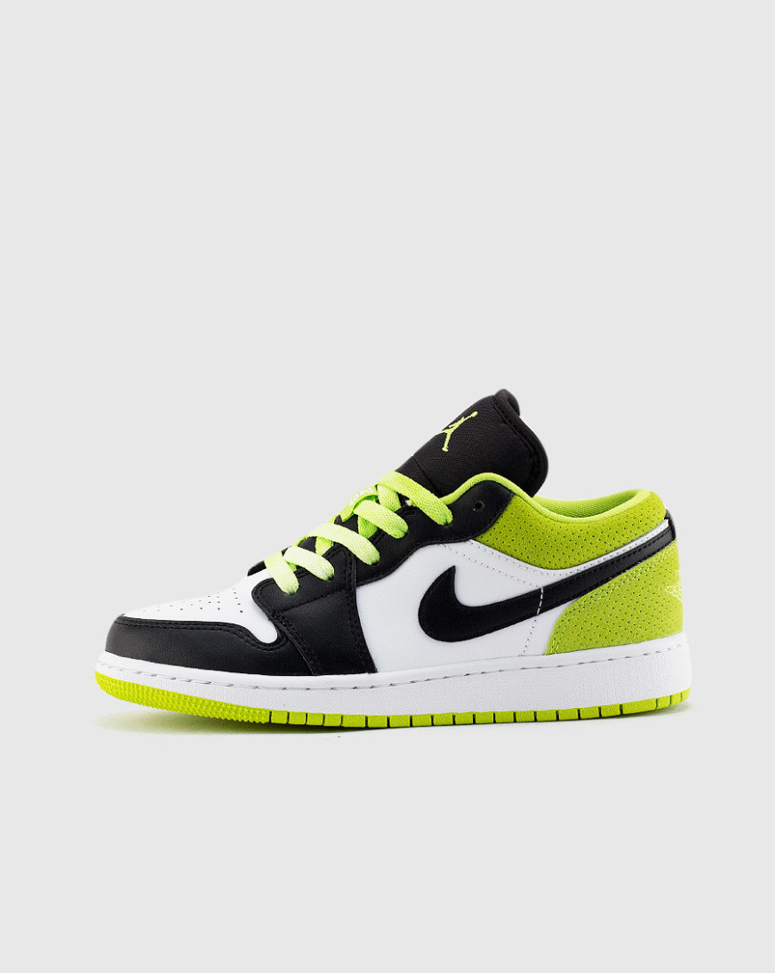 Shop Jordan Grade School Air Jordan Low Se CT1564-003 black