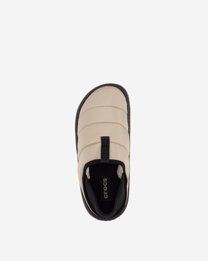 ❀クロム❀ Shop Crocs Grade School Classic Puff Moc 210589-0LKJ beige