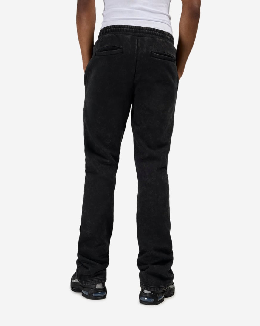 Shop Smoke Rise Racing Fleece Pants FP26S428SNZ-BLK black | SNIPES USA