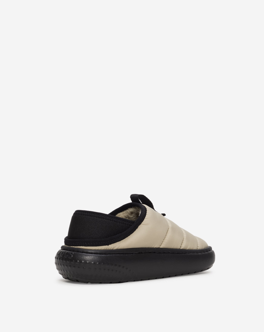 ❀クロム❀ Shop Crocs Grade School Classic Puff Moc 210589-0LKJ beige