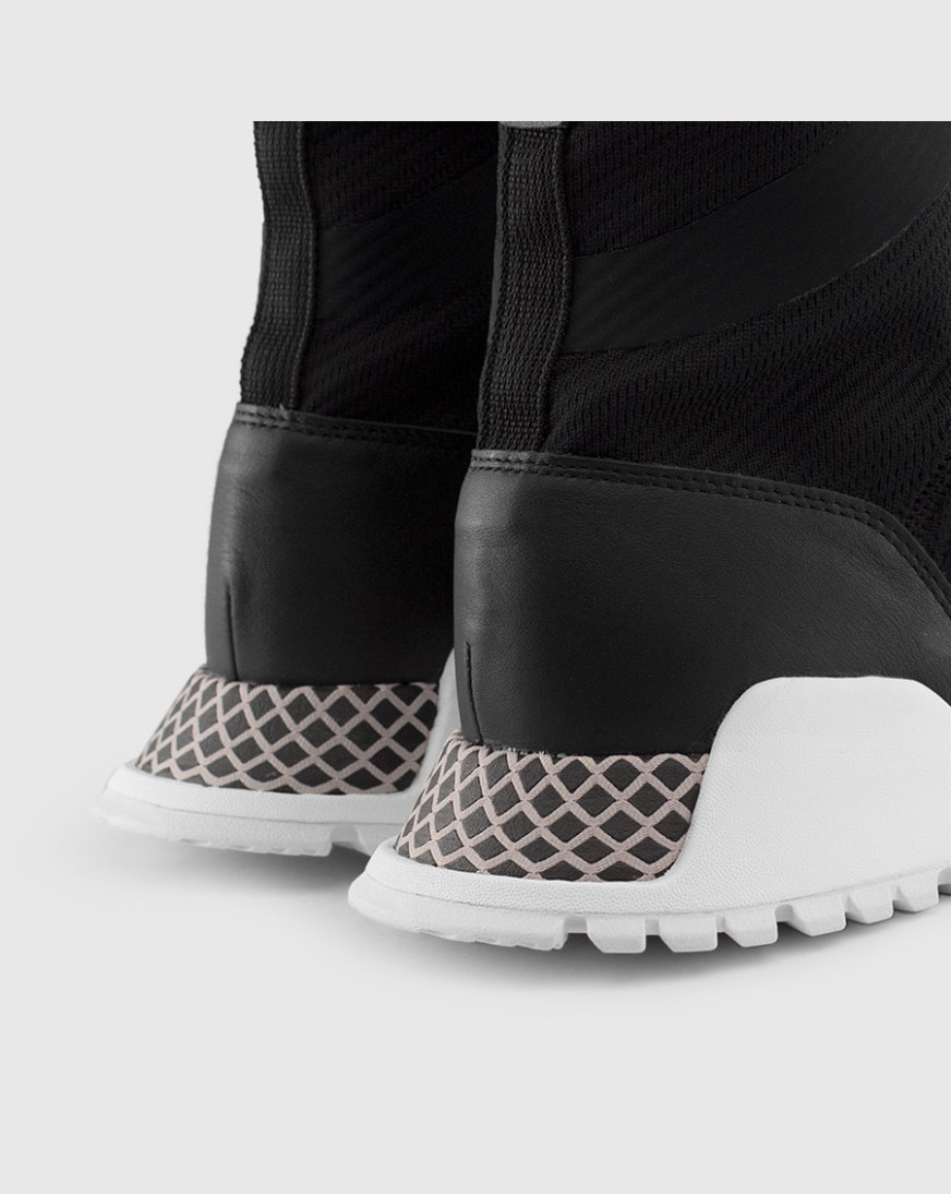 adidas primeknit 1.3