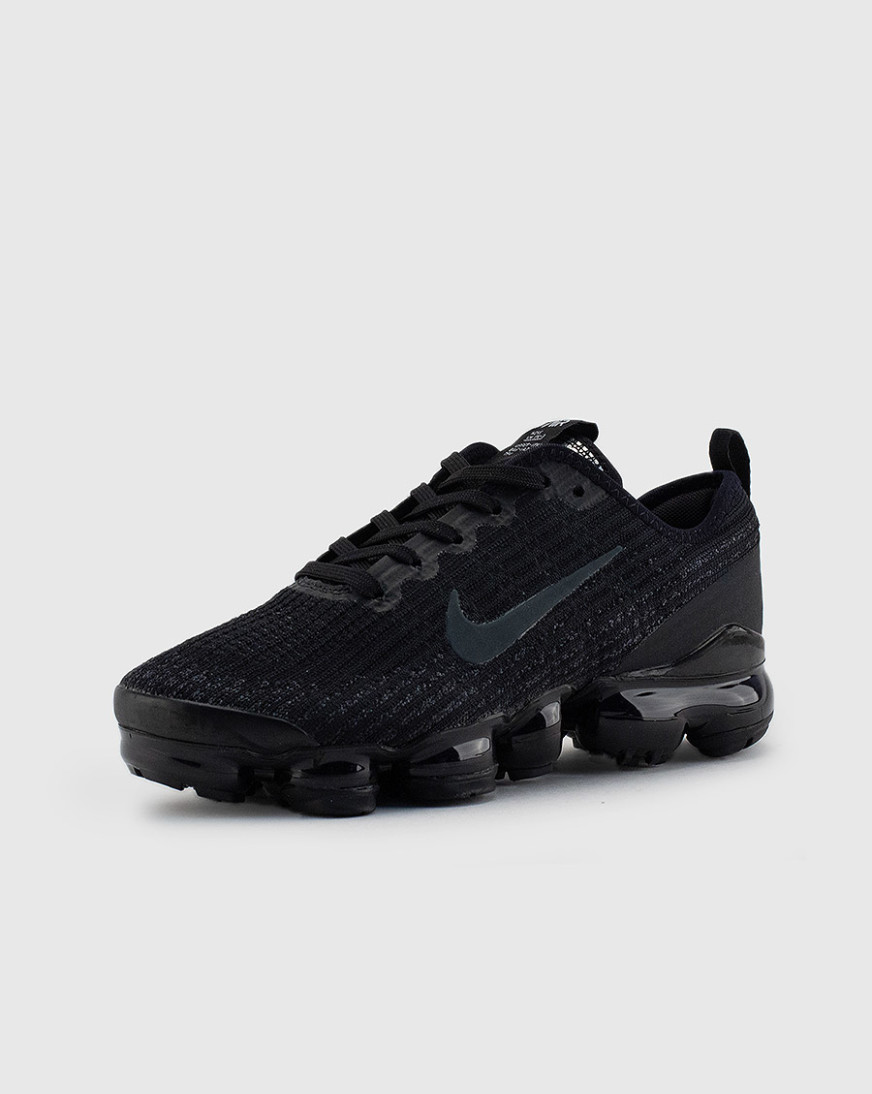 kids all white vapormax