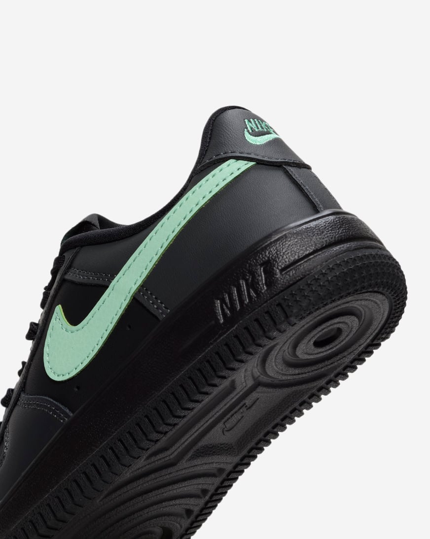 Shop Nike Little Kids' Air Force 1 IF1673-018 black | SNIPES USA