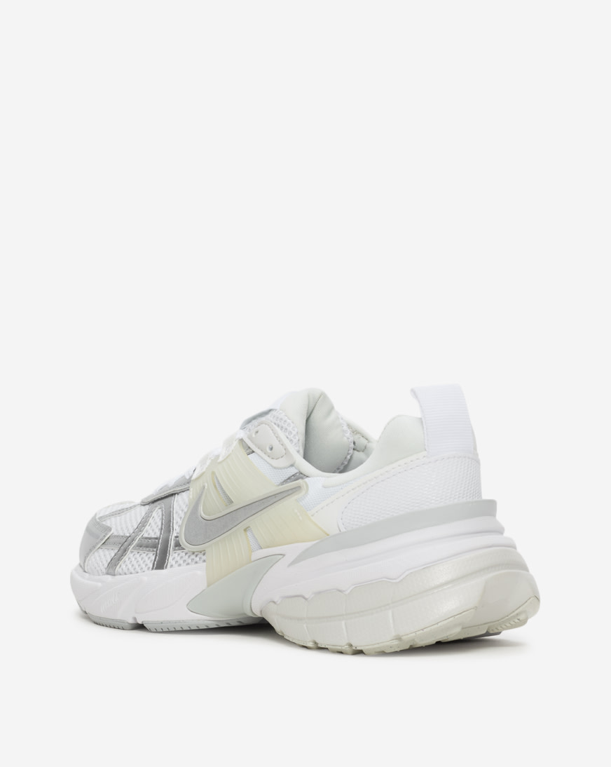 【新品】NIKE V2K RUN 23cm Nike V2K Run Shoes Sneakers 'Summit White Metallic Silver