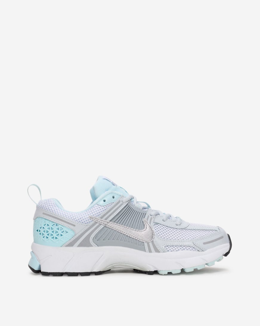 Shop Nike Big Kids' Zoom Vomero 5 HQ3255-043 white | SNIPES USA