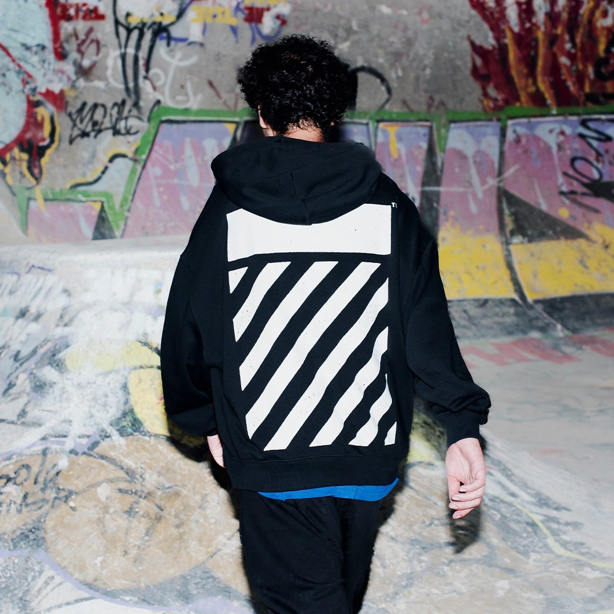 L/AB C/O OFF-WHITE&trade;
