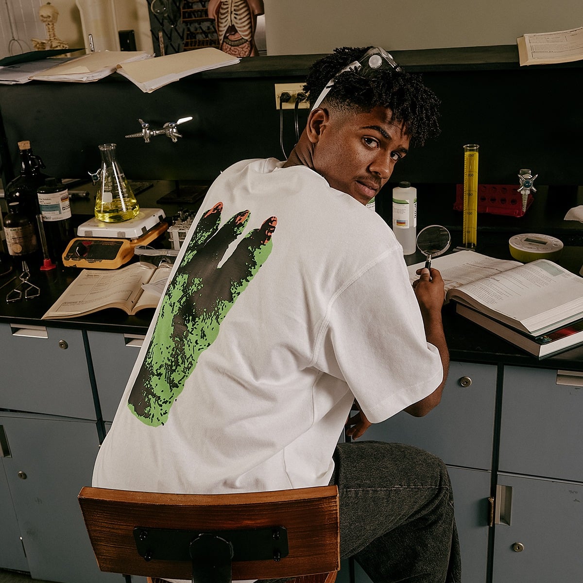 GRAPHIC SHOP