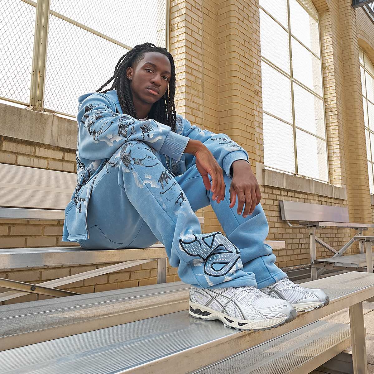 STREETWEAR