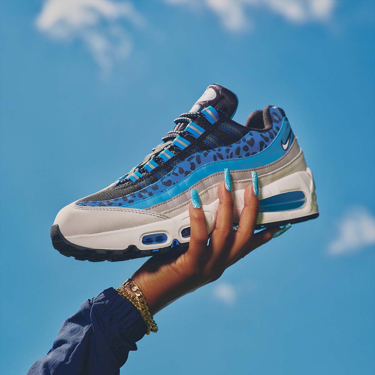 HISTORY IN EVERY STITCH