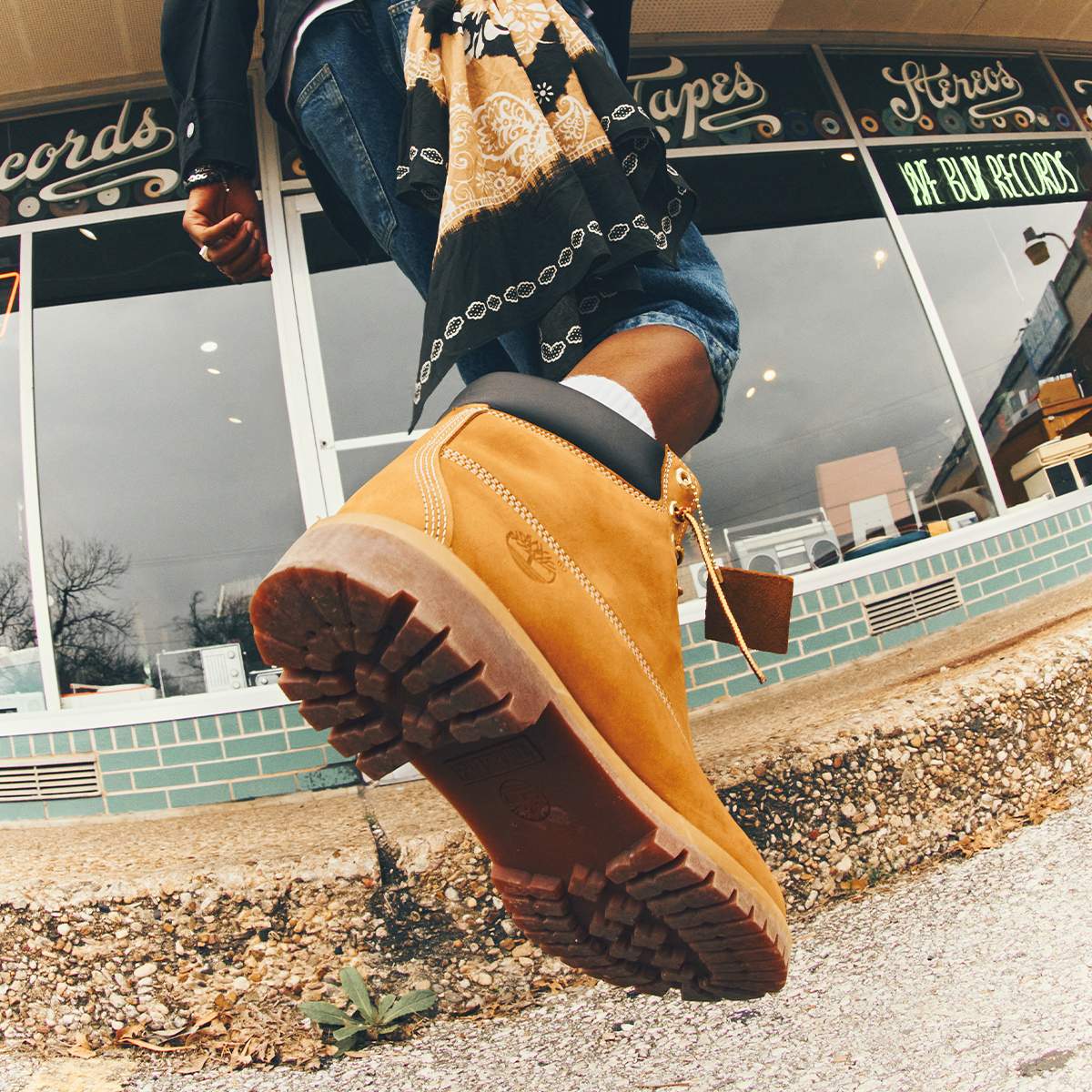 BOOTS WITHOUT BOUNDARIES