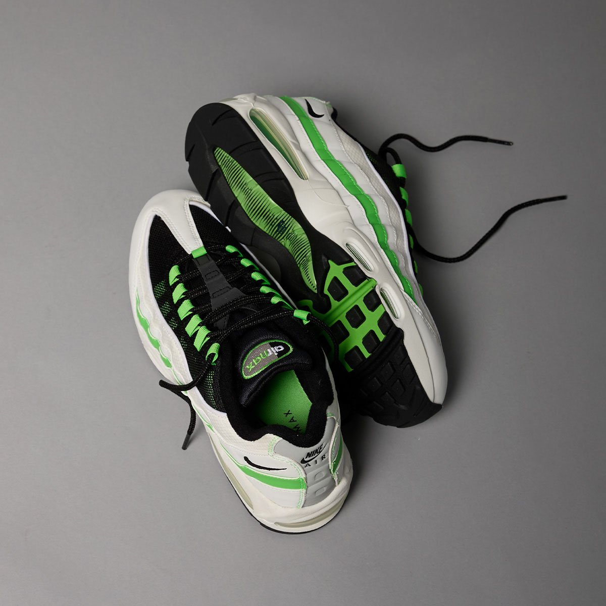 AIR MAX