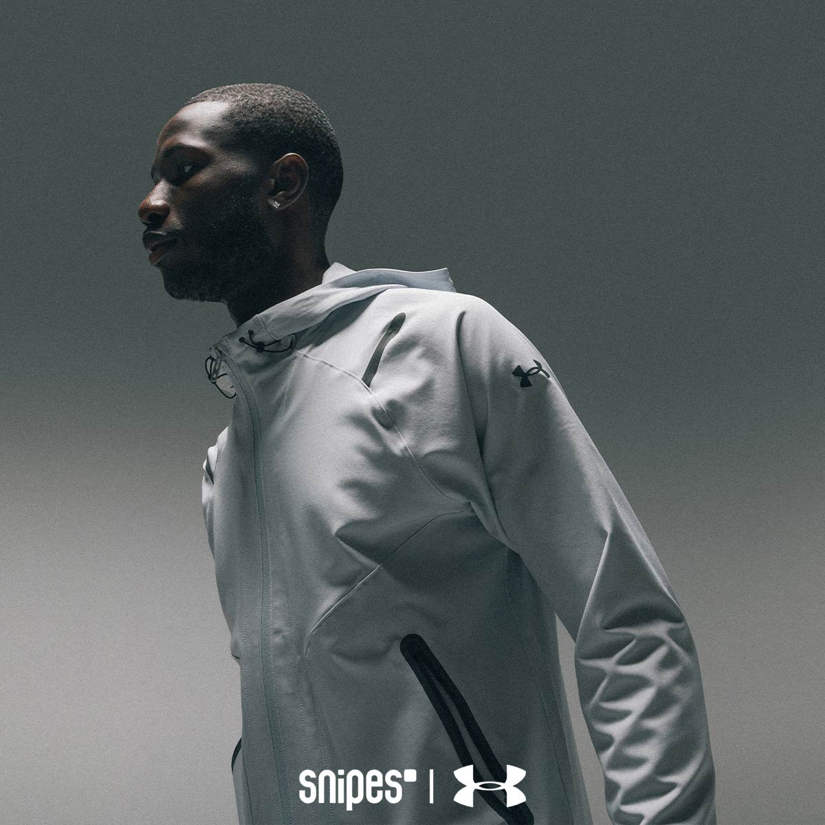 UNDER ARMOUR