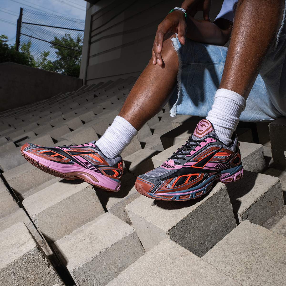 <b>NEW FEATURE FROM REEBOK <BR> <span style="color: #FF5733;">AVAILABLE EXCLUSIVELY AT SNIPES</span></b>