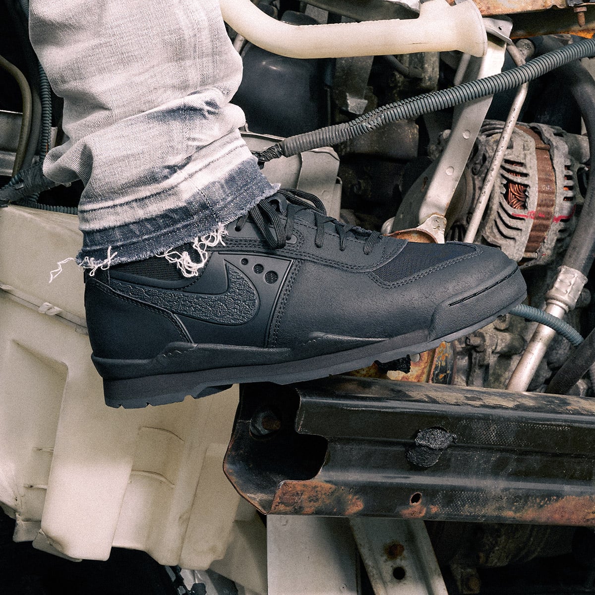 BOOTS